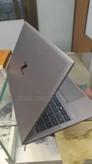 New Laptop HP ZBook Fury 17 G7 16GB Intel Core i7 SSD 512GB