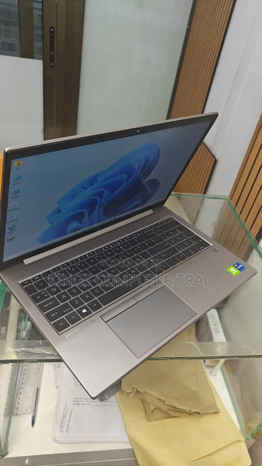 New Laptop HP ZBook Fury 17 G7 16GB Intel Core i7 SSD 512GB