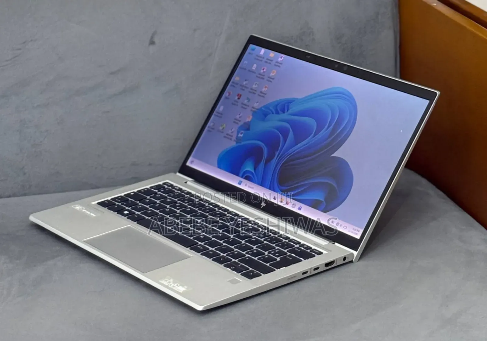New Laptop HP EliteBook 830 G8 8GB Intel Core i5 SSD 512GB