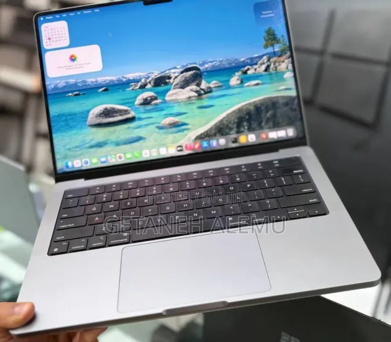 New Laptop Apple MacBook Pro 2021 M1 16GB Apple M1 Pro SSD 512GB