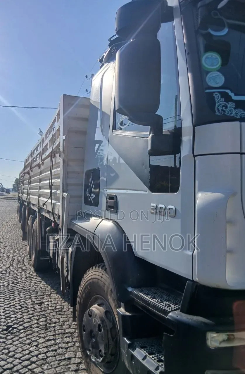 Iveco Obama Tracker 57shi 2012 Model Nice Condition Truck