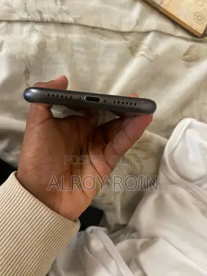 Apple iPhone 11 64 GB Black