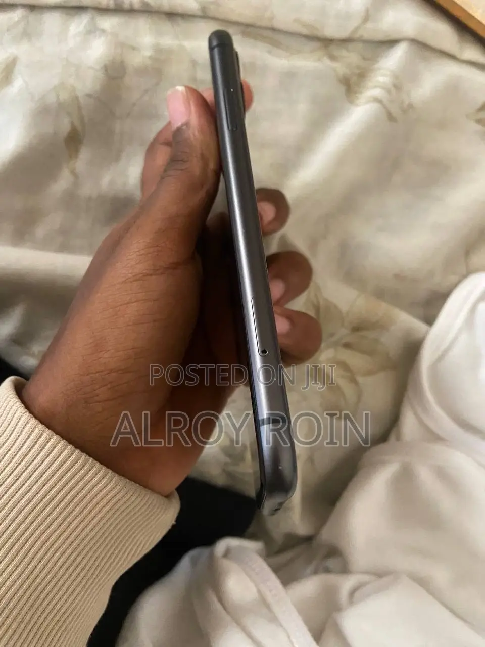 Apple iPhone 11 64 GB Black