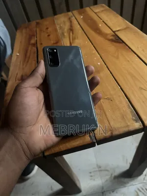 Samsung Galaxy S20 128 GB Gray