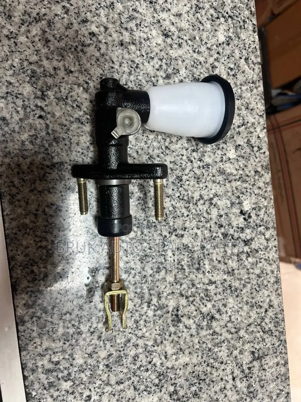 Clutch Master Cylinder Carina II