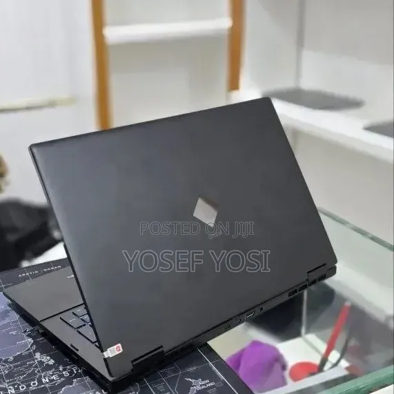 New Laptop HP Omen 16 16GB Intel Core i9 SSD 512GB