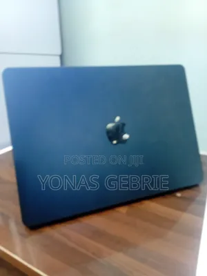 New Laptop Apple MacBook 8GB Apple M2 SSD 256GB