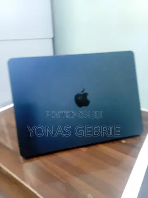 New Laptop Apple MacBook 8GB Apple M2 SSD 256GB
