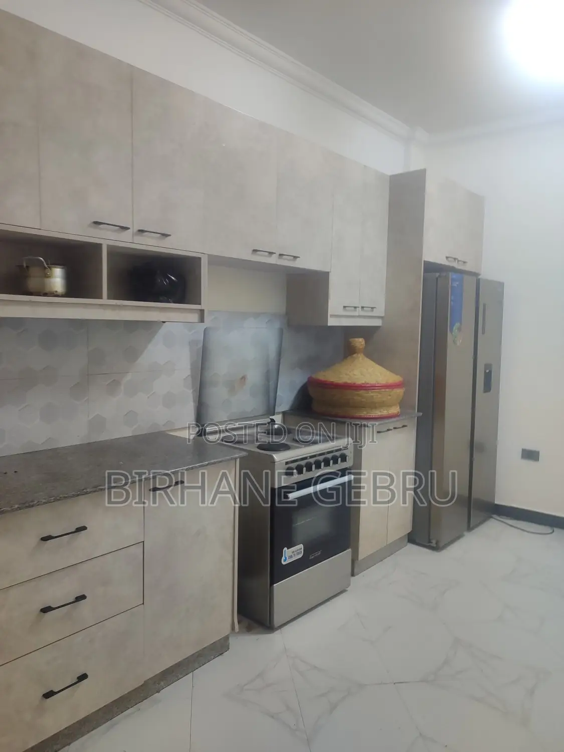 Furnished 10bdrm House in G+3, Bole for rent