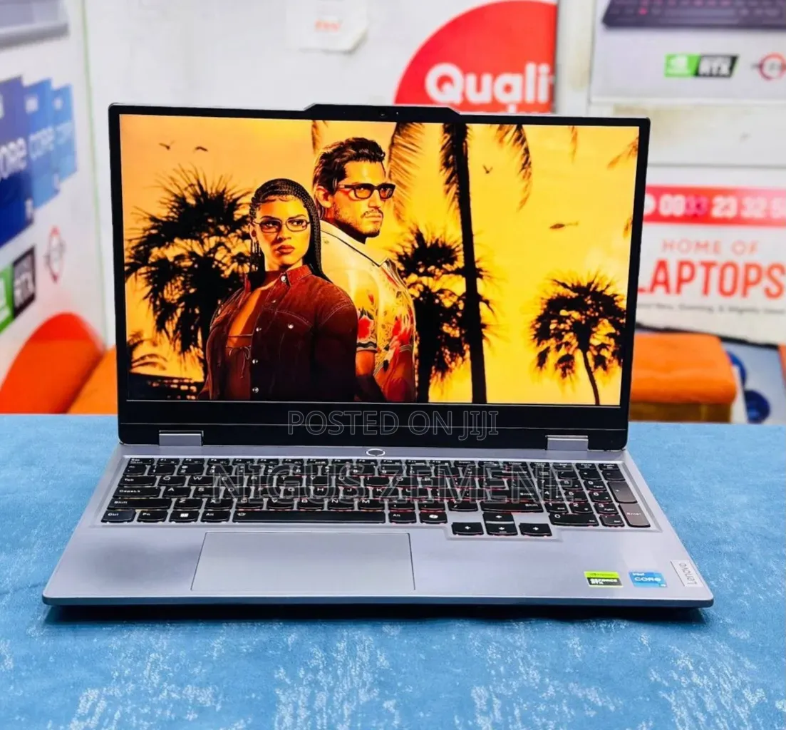 New Laptop Lenovo LOQ 15IRH8 16GB Intel Core i5 SSD 512GB