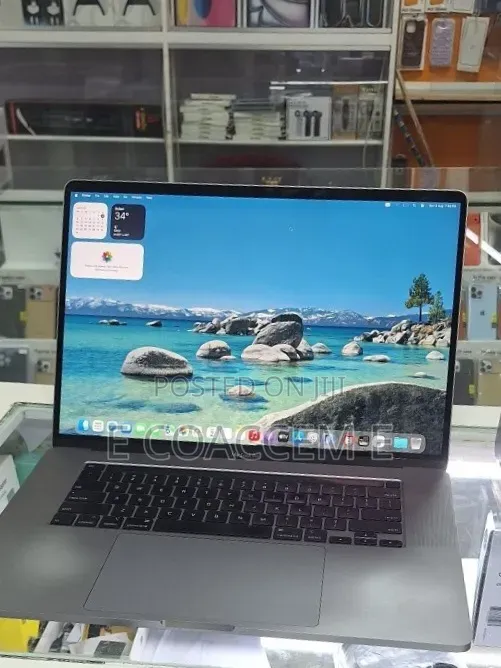 New Laptop Apple MacBook 64GB AMD Ryzen 9 SSD 512GB