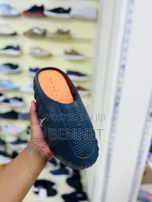 Nike Mind 001 (Slide/Mule)