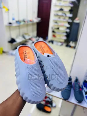 Nike Mind 001 (Slide/Mule)