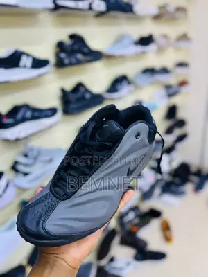 Nike Sneaker