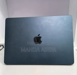 New Laptop Apple MacBook Air 2022 M2 8GB Apple M2 SSD 256GB