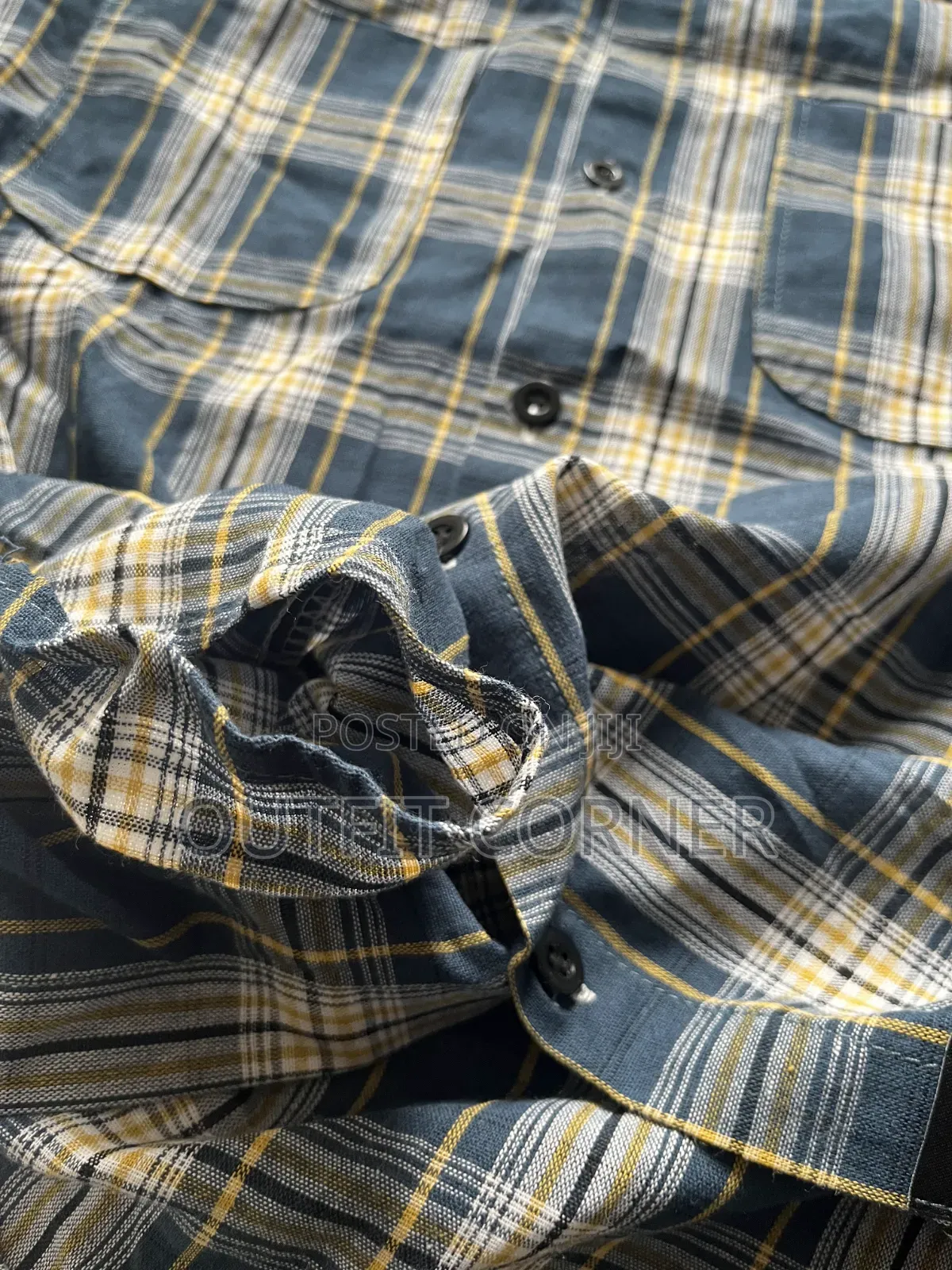 Classic Men's Square Shirt