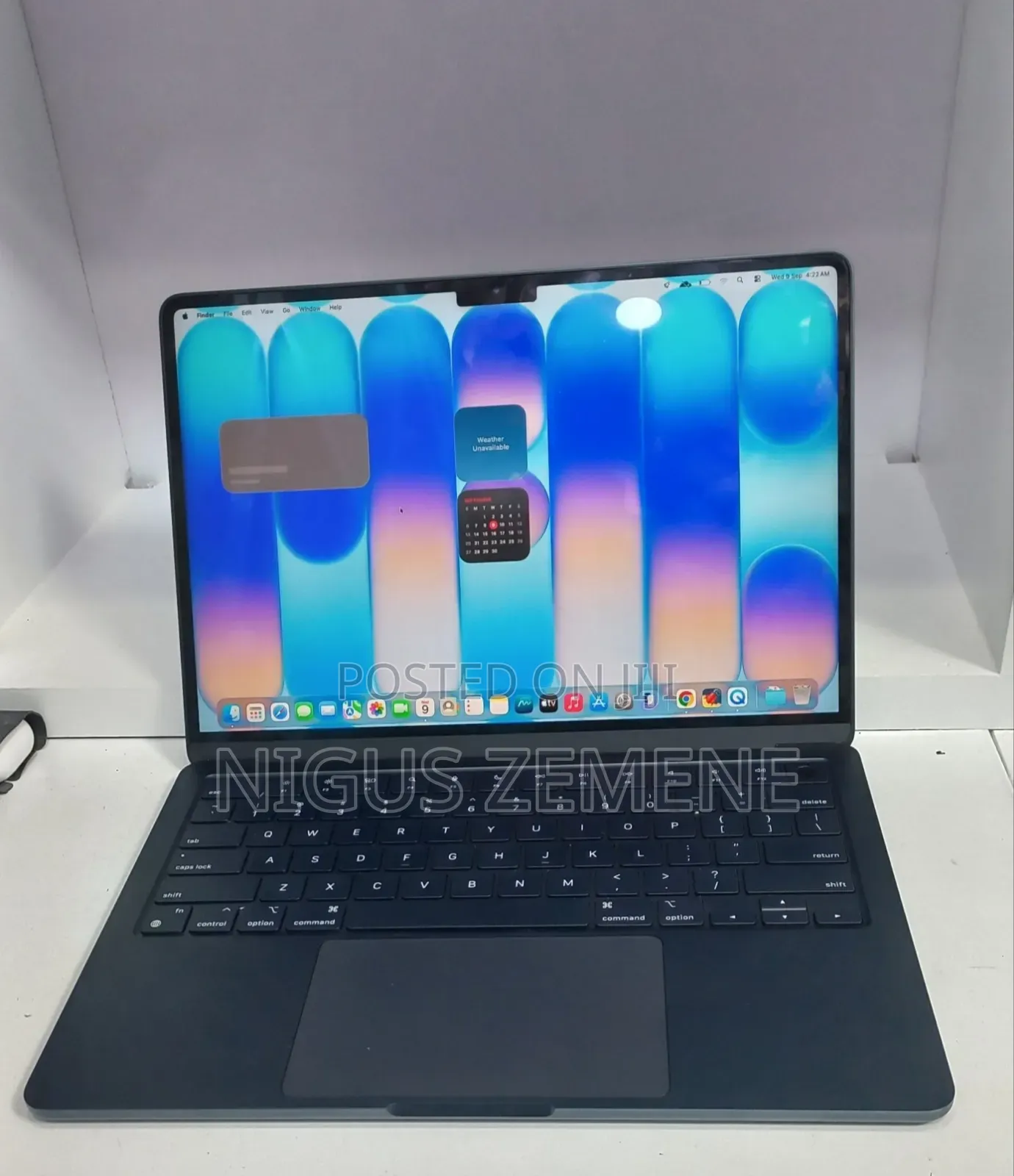 New Laptop Apple MacBook Air 2022 M2 8GB SSD 256GB
