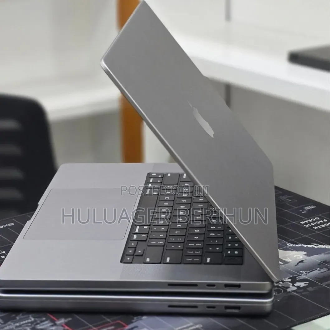 New Laptop Apple MacBook Pro 2021 M1 32GB Apple M1 SSD 512GB