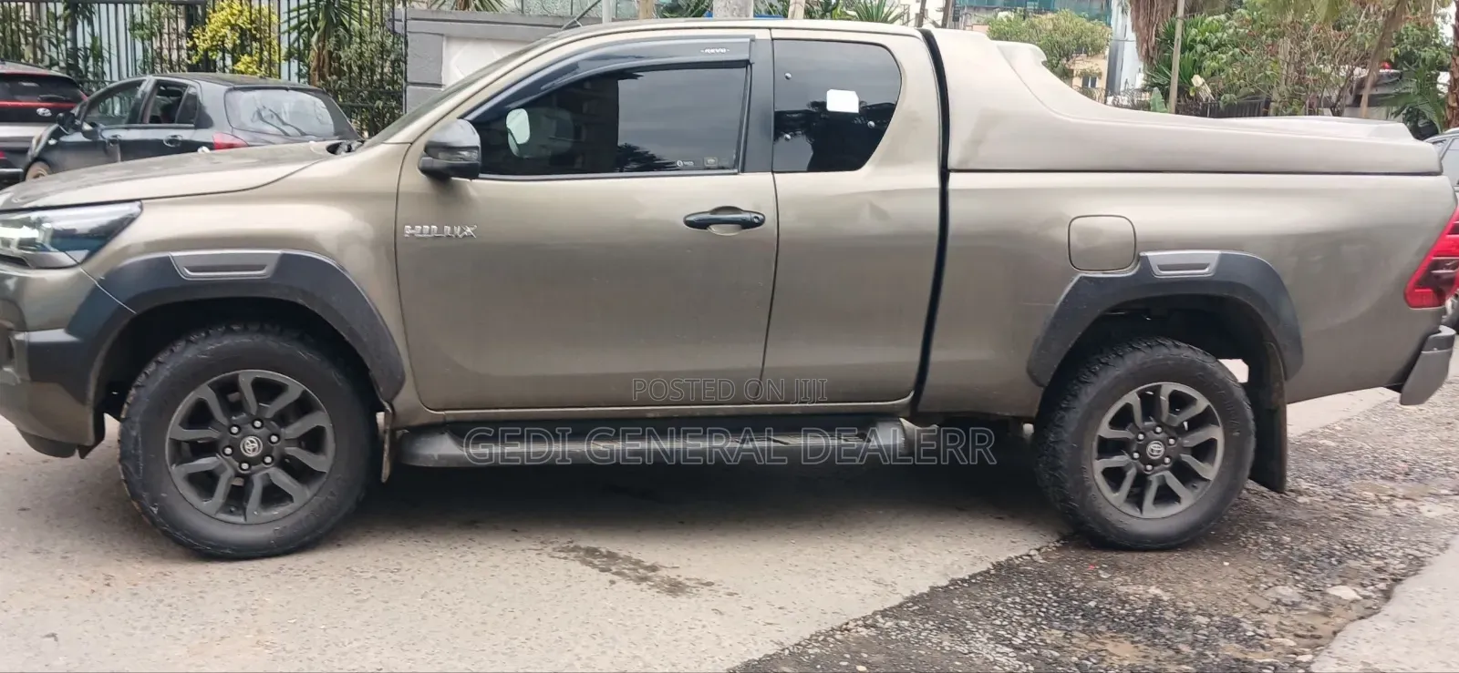 Toyota Hilux 2022 Teal