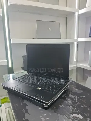 New Laptop Dell Latitude E7240 8GB Intel Core i5 SSD 256GB