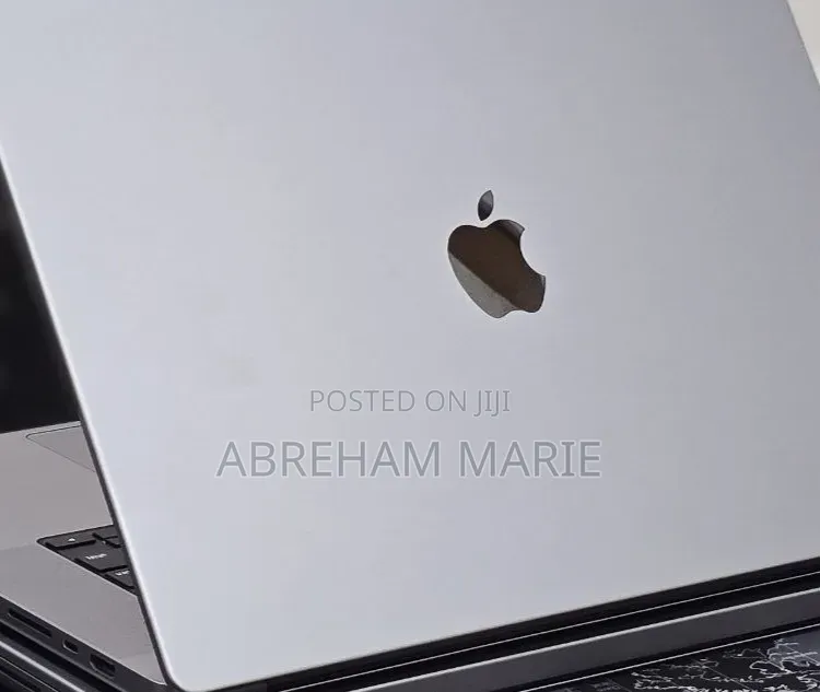 New Laptop Apple MacBook Pro 2021 M1 32GB Apple M1 Pro SSD 512GB