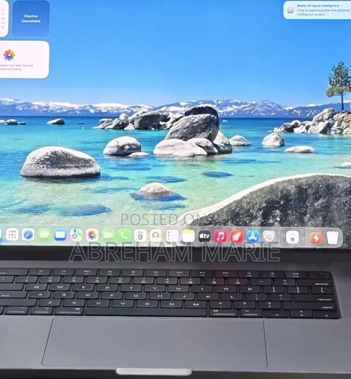 New Laptop Apple MacBook Pro 2021 M1 32GB Apple M1 Pro SSD 512GB