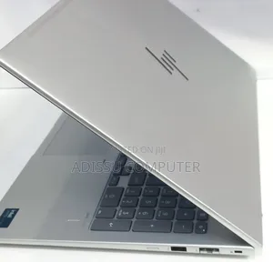 New Laptop HP EliteBook 660 G11 16GB Intel Core Ultra 7 SSD 512GB