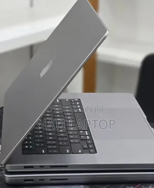 New Laptop Apple MacBook Pro 2021 M1 32GB Apple M1 Pro SSD 512GB