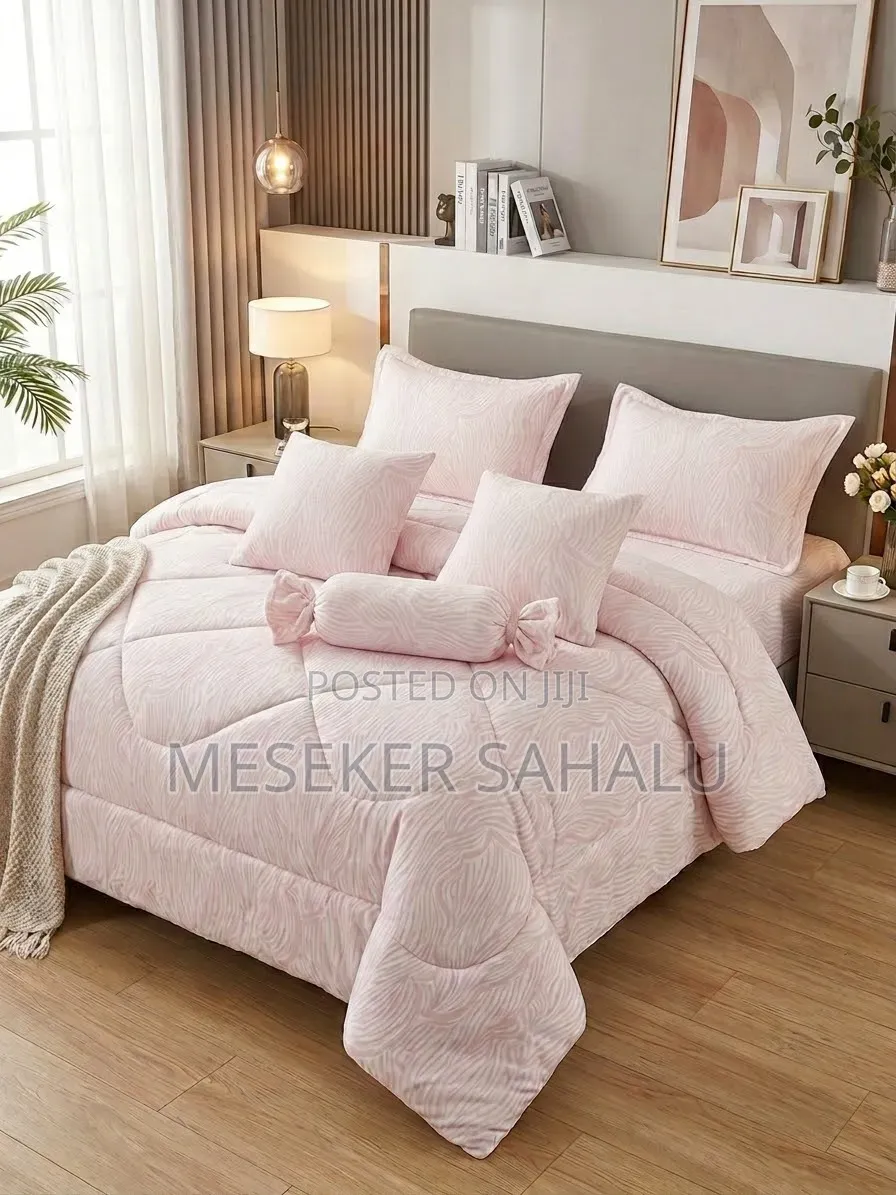 7 PCS Comforter