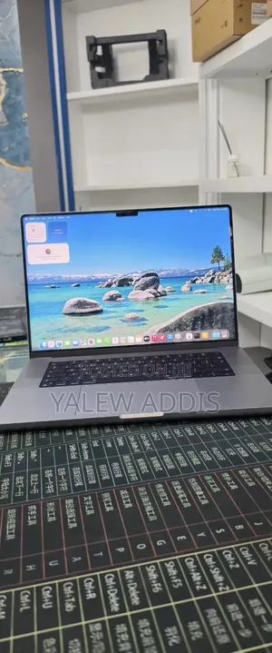 New Laptop Apple MacBook Pro 2021 M1 32GB Apple M1 SSD 512GB