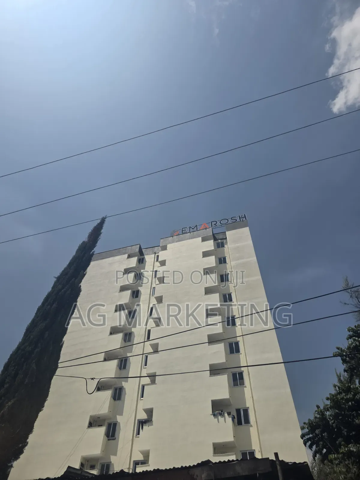 3bdrm Apartment in Emarosh, Kolfe Keranio for sale