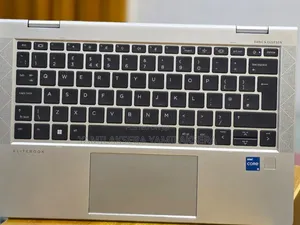 New Laptop HP EliteBook 830 G8 16GB Intel Core i5 SSD 512GB