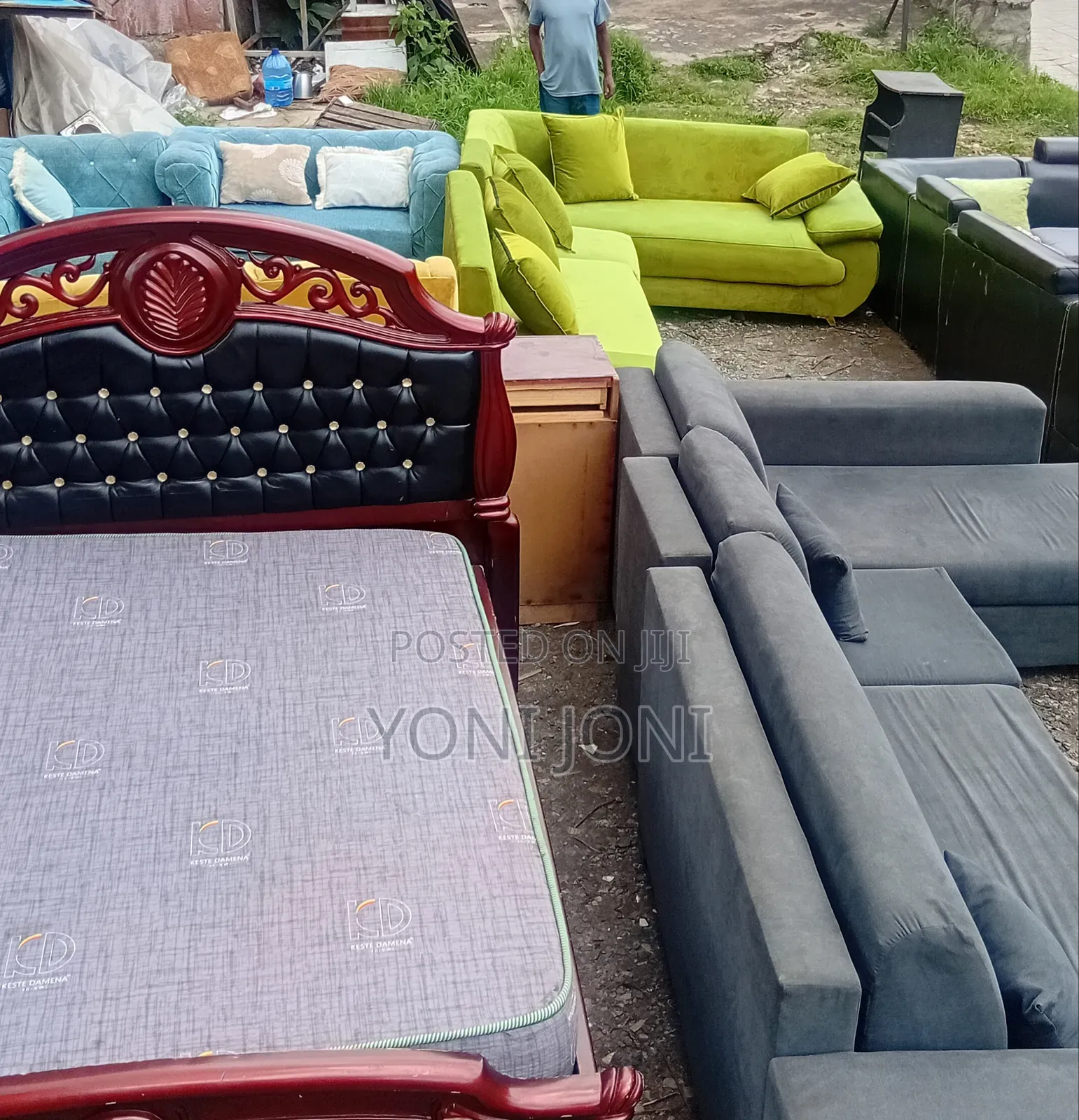 Used Sofa 