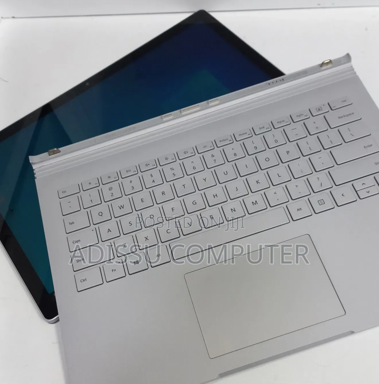 New Laptop Microsoft Surface Book 2 16GB Intel Core i7 SSD 512GB
