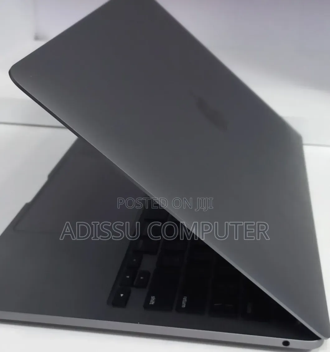 New Laptop Apple MacBook Air 2020 M1 8GB Apple M1 Pro SSD 256GB
