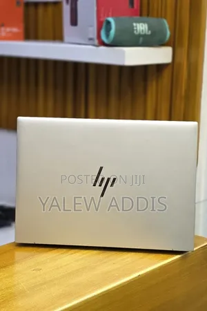 New Laptop HP EliteBook 840 G10 16GB Intel Core i7 SSD 512GB
