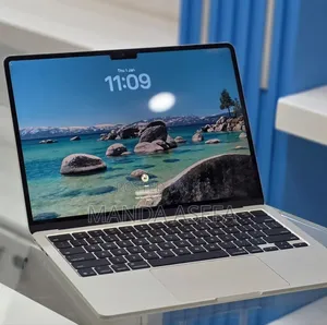 New Laptop Apple MacBook Air 2025 M4 16GB Apple M4 SSD 256GB