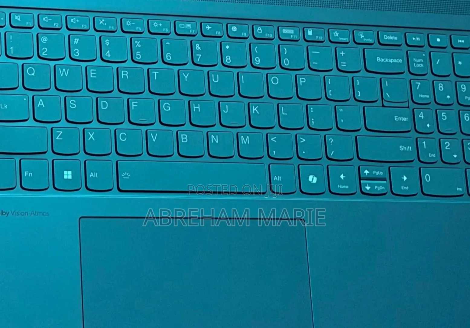 New Laptop Lenovo Yoga 7i 16GB Intel Core Ultra 7 SSD 512GB