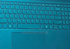 New Laptop Lenovo Yoga 7i 16GB Intel Core Ultra 7 SSD 512GB