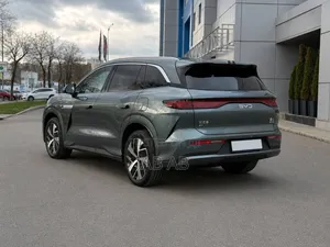 New BYD Tang EV 2025 Green