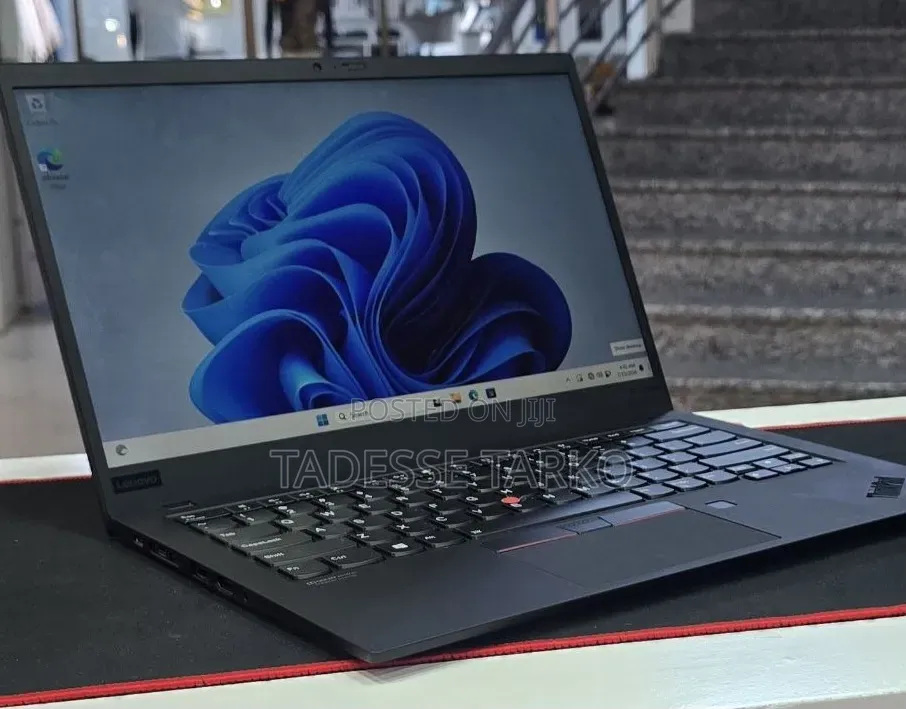 New Laptop Lenovo ThinkPad X1 Carbon 16GB Intel Core i7 SSD 512GB