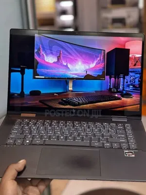 New Laptop HP Envy x360 8GB AMD Ryzen 5 SSD 256GB