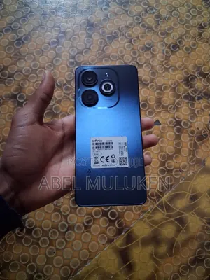 Infinix Smart 8 64 GB Black