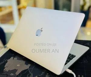 New Laptop Apple MacBook Pro 2021 M1 16GB Apple M1 Pro SSD 256GB