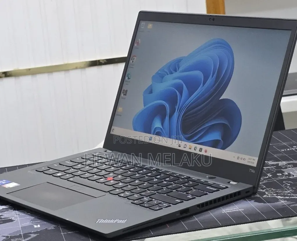 New Laptop Lenovo ThinkPad T14 32GB Intel Core i7 SSD 512GB