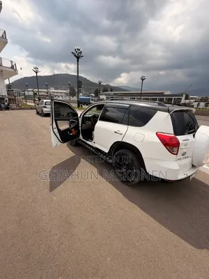 Toyota RAV4 2007 White
