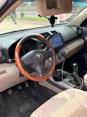 Toyota RAV4 2007 White