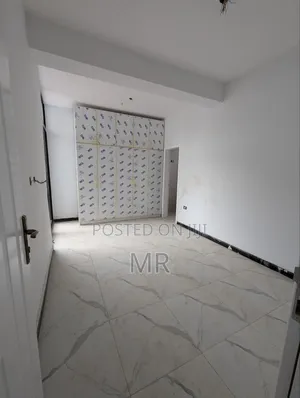 3bdrm Apartment in Gullele for sale