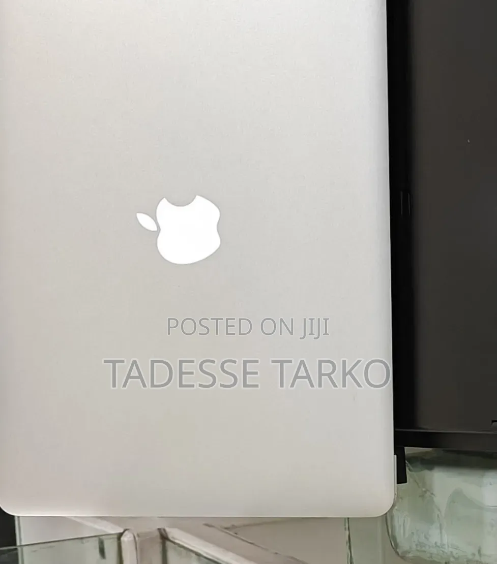 New Laptop Apple MacBook Air 2017 8GB Intel Core i7 SSD 128GB