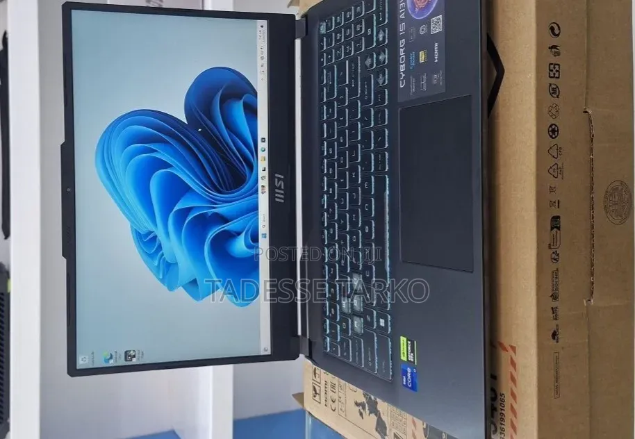 New Laptop MSI Cyborg 15 16GB Intel Core i7 SSD 1T